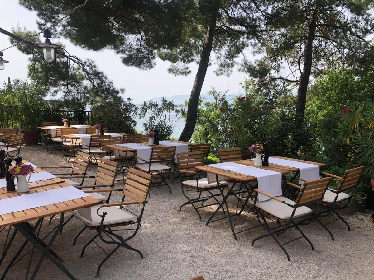La Villa - Beach House & Rooms Цриквеница Экстерьер фото